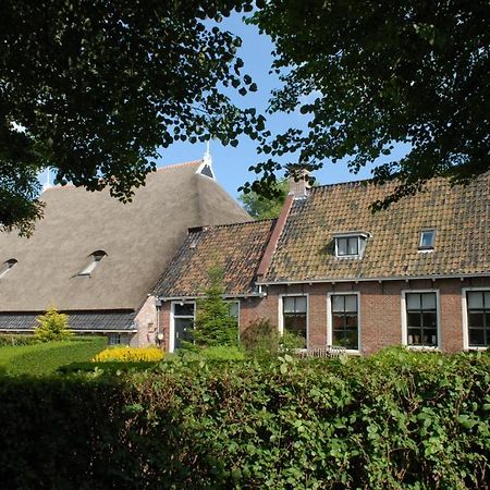 Unia Zathe Bed and Breakfast Ee Eksteriør billede