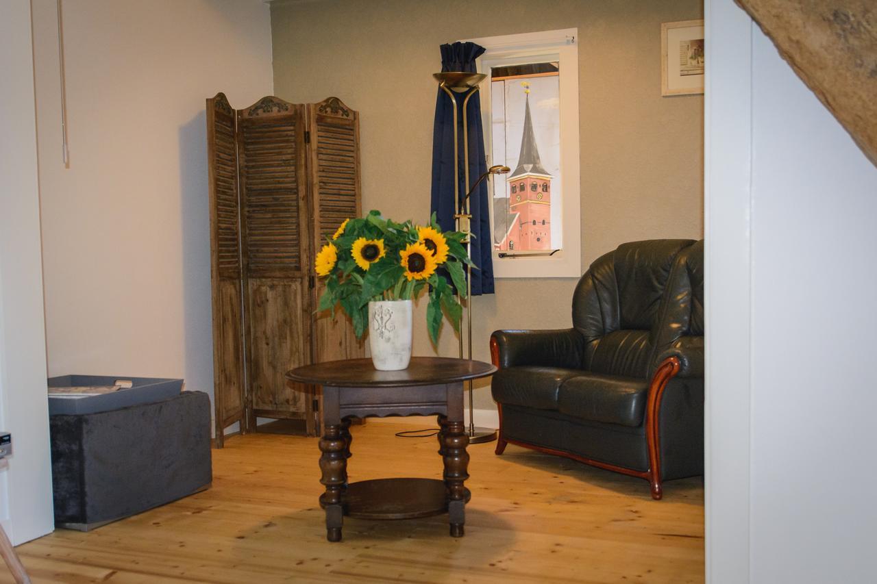 Unia Zathe Bed and Breakfast Ee Eksteriør billede
