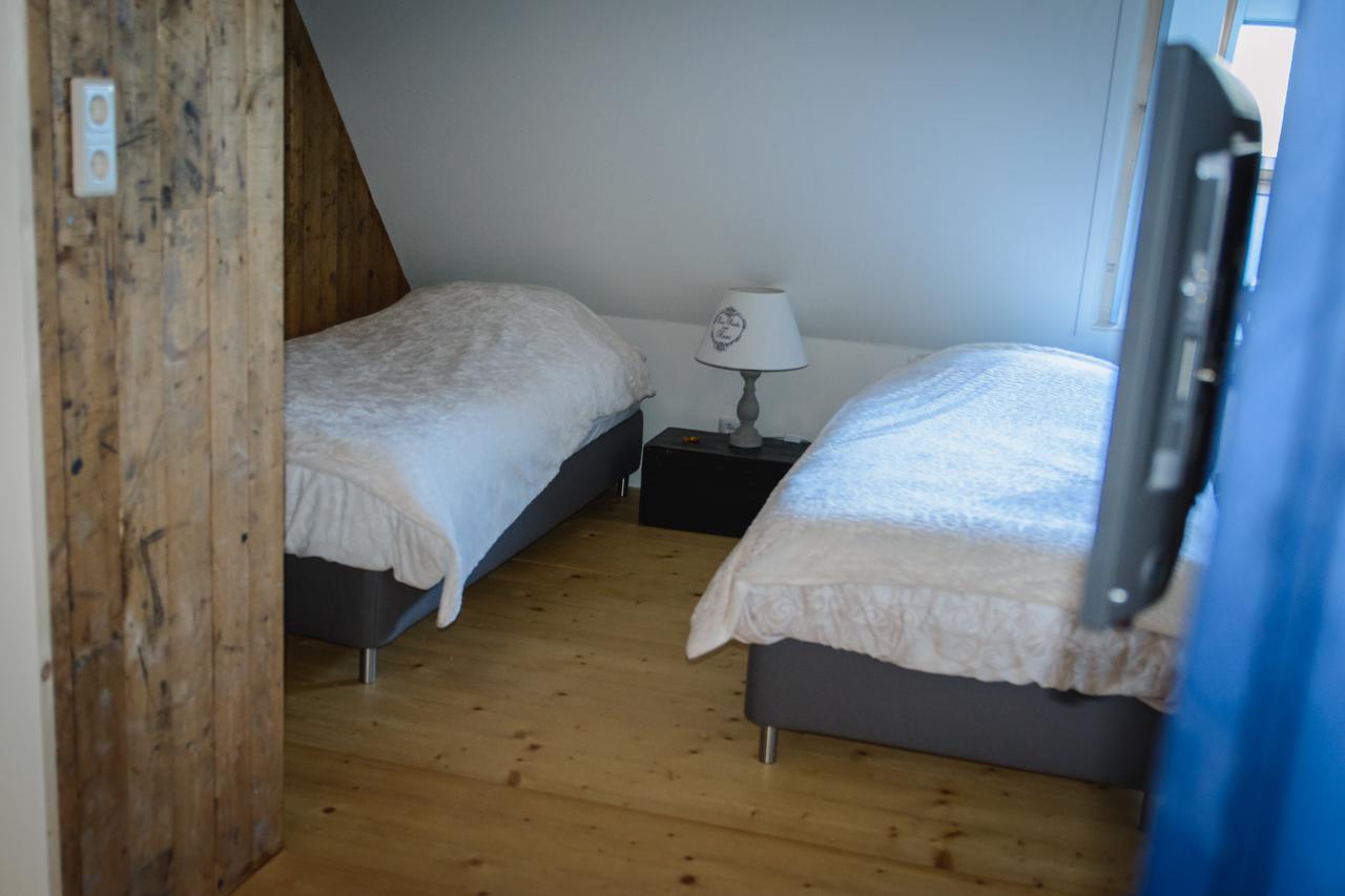 Unia Zathe Bed and Breakfast Ee Eksteriør billede